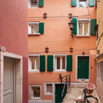 Apartments and Rooms Hey Rovinj (Ulica Trevisol 54 52210 Rovinj)