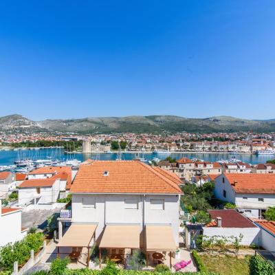 Rooms Carija (Kralja Tomislava 11 21220 Trogir)