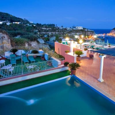 Hotel Residence S.Angelo (Via Provinciale Succhivo 49 80070 Ischia)