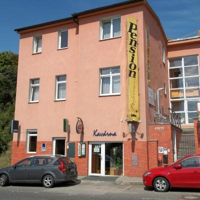 Pension Dobroucky (Prosecka 83/96 190 00 Prague)