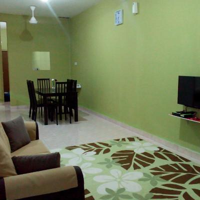 Jati Indah Homestay (TN 568, Jalan Jati Indah 4 Taman Jati Indah, Simpang Ampat 78000 Malacca)