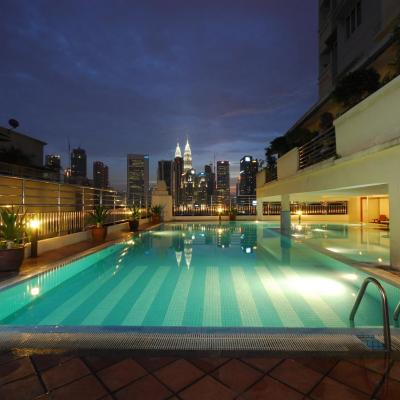 Holiday Place Kuala Lumpur (225, Jalan Ampang 50450 Kuala Lumpur)