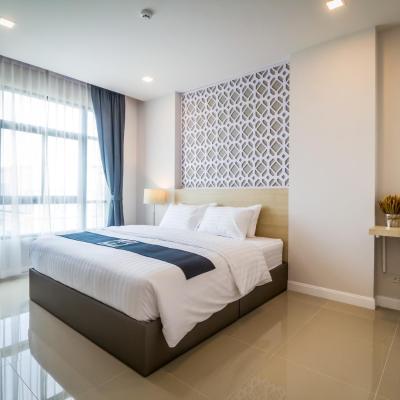 Triple Z Hotel (224 Moo 14 Hinlekfai, Huahin, Prachuap Khiri Khan 77110 Hua Hin)