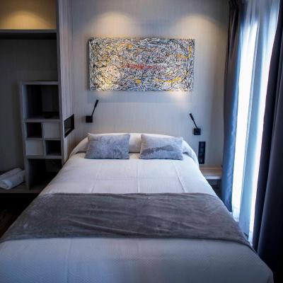 Hostal Sevilla Santa Justa - Adults only (Juan de Vera, 20 41003 Séville)