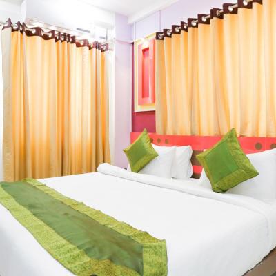 Itsy Hotels Worldtree Bellandur (# 90, Margosa Avenue, 50ft Road, Green Glen Layout, Bellandur, Bangalore, Karnataka 560103 Bangalore)