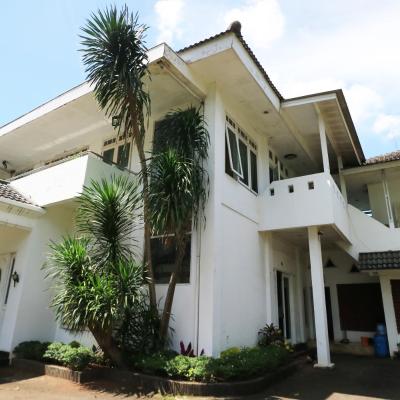 Villa Sri Manganti (Jl. PKP Raya no.34 , Cibubur, Jakarta Timur 13720 Jakarta)