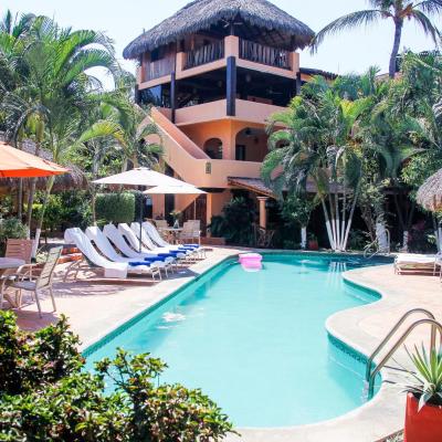 Hotel Casamar Suites (Puebla, 407 70934 Puerto Escondido)