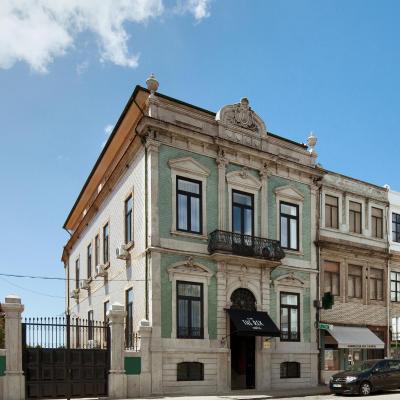 The Rex Hotel (Praça da Republica, 117 4050-497 Porto)