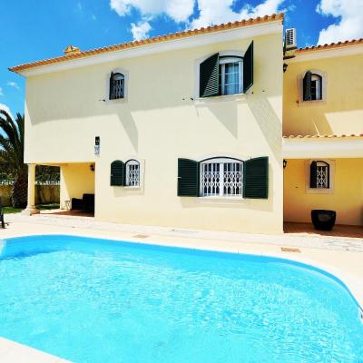 Suites & Beds DP Albufeira (Rua Beco Ilha de São Tome Lote 21 8200-047 Albufeira)