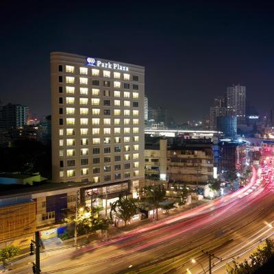 Park Plaza Sukhumvit Bangkok (16 Ratchadapisek Road, Sukhumvit, Klong Toey 10110 Bangkok)