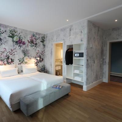 MOMA1890 Boutique Hotel (Orleansplatz 6a 81667 Munich)