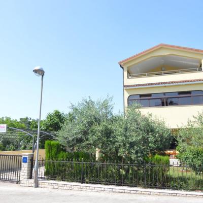 Apartmani Kolenda (Dalmatinska 15a 52440 Poreč)