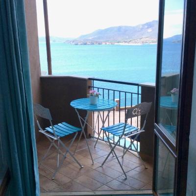 Apartment on the sea (Sa Canna Teulada Residence Rocce Rosse 09019 Cagliari)