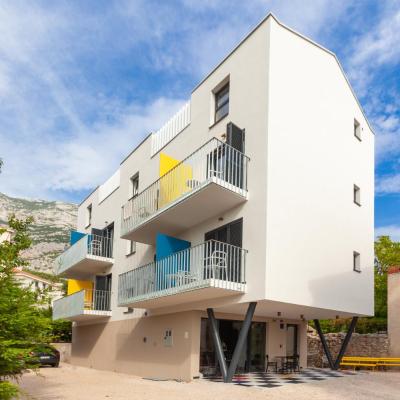 SUBTUB Hostel Makarska (Prvosvibanjska 15 21 300 Makarska)