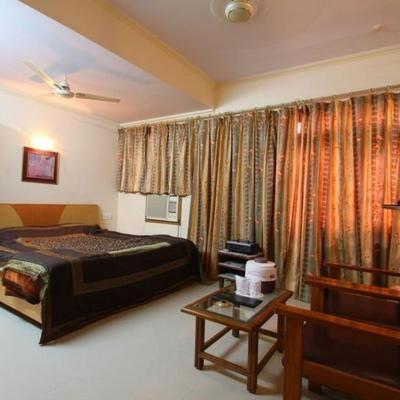 Hotel Sweet Dream (Nehru Bazar, Jaipur 302007 Jaipur)