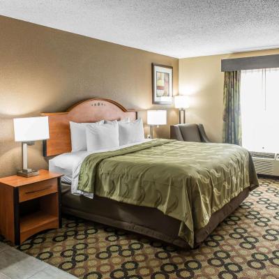 Quality Inn & Suites Columbus West - Hilliard (2340 Westbelt Drive OH 43228 Columbus)