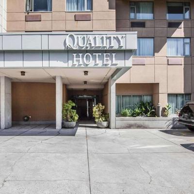 Quality Hotel Airport South (7228 Westminster Highway V6X 1A1 Richmond)