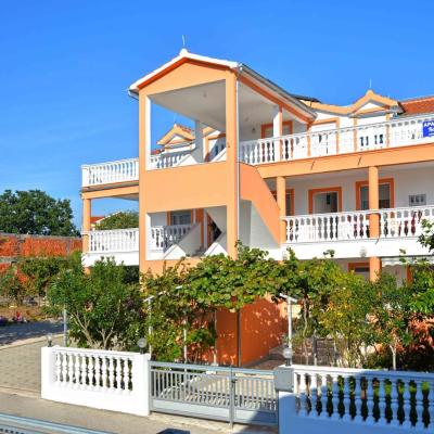 Apartments Katarina (Ulica Stablinac XI 17 22211 Vodice)