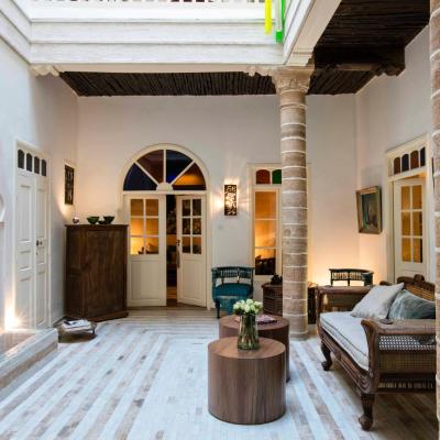 Riad Emotion (18, Rue Malek Ben El Morahal, Medina 44000 Essaouira)