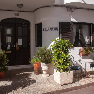 Guest House Dianamar (Rua Latino Coelho 36 8200-150 Albufeira)