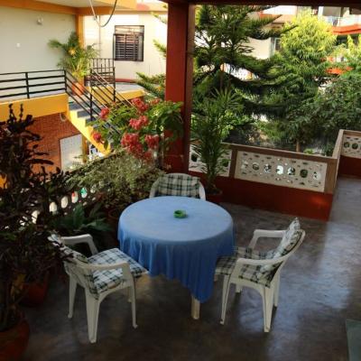 New Tourist Guest House (Shiva Mandir Marg Lakeside, Gaurighat - 6 33700 Pokhara)