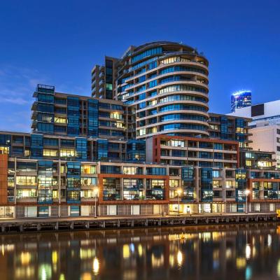 Waterfront Melbourne Apartments (60 Siddeley Street 3008 Melbourne)