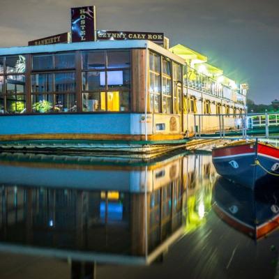 The Boat - Hostel&Chill (Bulwar Wołyński 30-302 Cracovie)