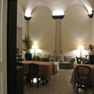 Palazzo Zecchino B&B (32 Via della Maddalena 16124 Gênes)