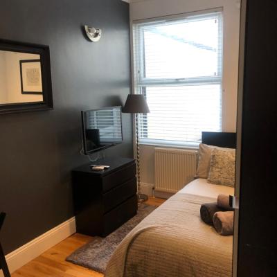 Stylish Studio Room in Trendy Brixton - B (412 Coldharbour Lane SW9 8LF Londres)