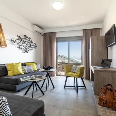 MIRAGE city APARTMENTS (ΠΛΑΤΕΙΑ ΦΩΚΙΑΛΗ 1 85100 Rhodes)