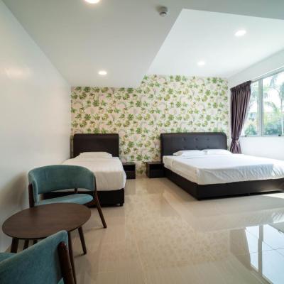 Crystal Garden Hotel (Tasik Selatan) (Jalan Tasik Selatan 8 No. 45 & 47, Jalan 8/146 50784 Kuala Lumpur)