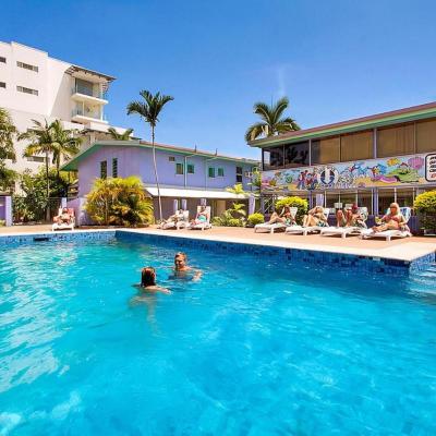 Caravella Backpackers (149 The Esplanade 4870 Cairns)