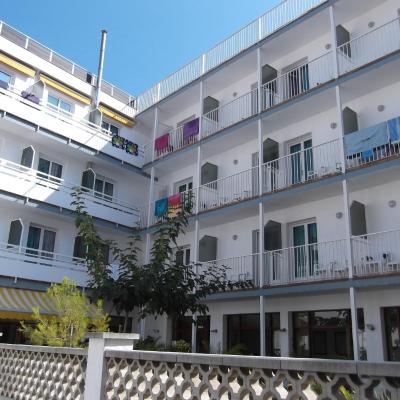 Hotel Simeon (Doctor Trueta, 1 17320 Tossa de Mar)