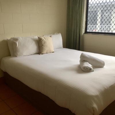 Koala Beach Resort Cairns (137 Lake Street 4870 Cairns)