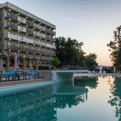 Ariti Grand Hotel (Nafsikas 41 491 00 Corfou)