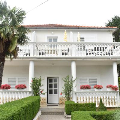 Guest House Mićin (Roca Pave 14 22211 Vodice)