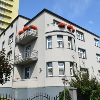 Hostel Gwarek (al. Korfantego 71 40-160 Katowice)