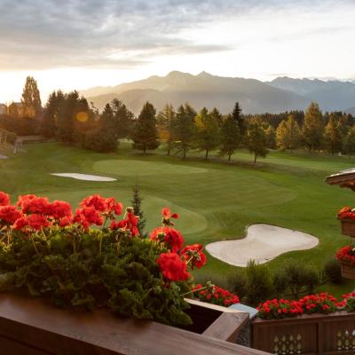 Guarda Golf Hotel & Residences (Route des Zirès 14 3963 Crans-Montana)