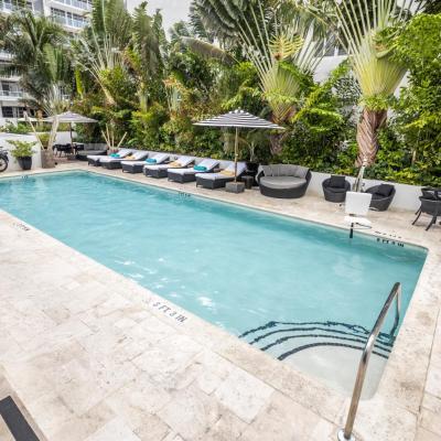 Hotel Croydon (3720 Collins Avenue FL 33140 Miami Beach)