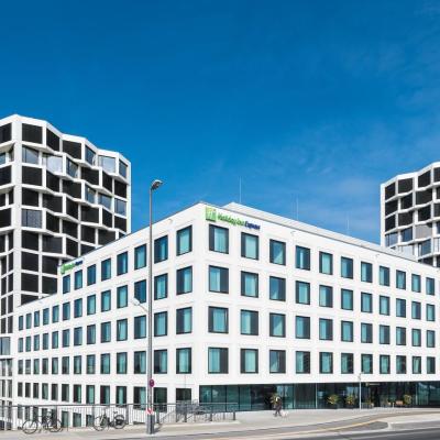 Holiday Inn Express Munich City West, an IHG Hotel (Friedenheimer Brücke 15 80639 Munich)