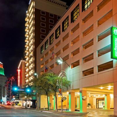 Holiday Inn San Antonio-Riverwalk, an IHG Hotel (217 North St. Mary's Street TX 78205-2303 San Antonio)