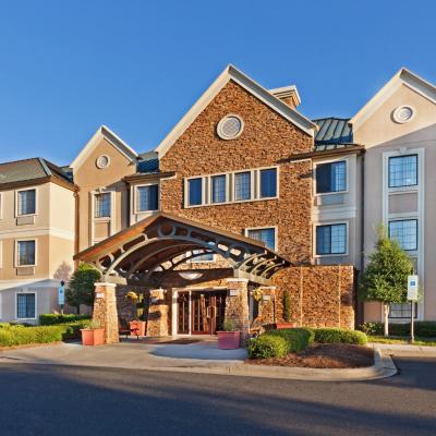 Staybridge Suites - Charlotte Ballantyne, an IHG Hotel (15735 Brixham Hill Avenue NC 28277 Charlotte)