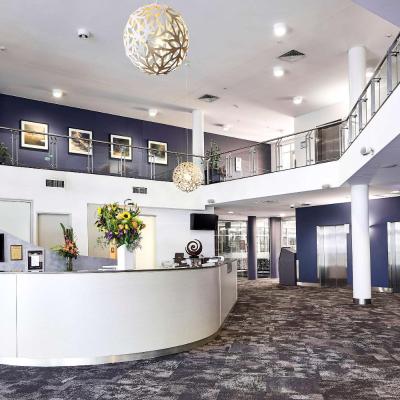 Quality Hotel Dickson (Corner Badham and Cape Streets, Dickson 2602 Canberra)