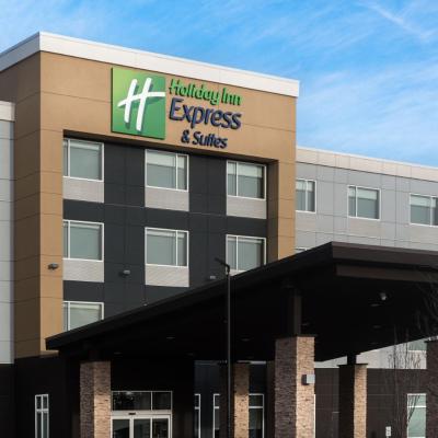 Holiday Inn Express & Suites - West Edmonton-Mall Area, an IHG Hotel (18520 100 Ave NW T5S 0K6 Edmonton)