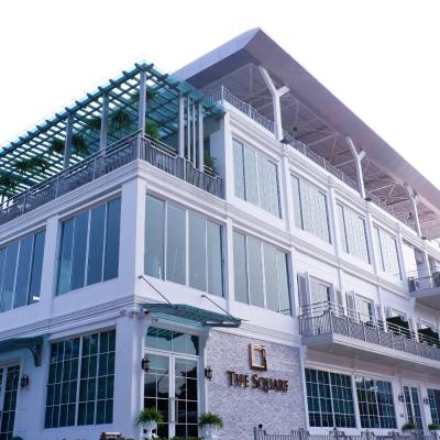 The Square 101 (58 Soi Wachirathamsatid 25, Bangjak, Phra Khanong 10260 Bangkok)