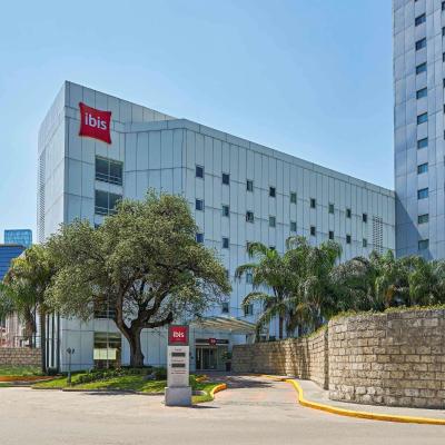 Ibis Monterrey Valle (Avenida Lazaro Cardenas,  3000 Colonia Valle Oriente 66269 Monterrey)