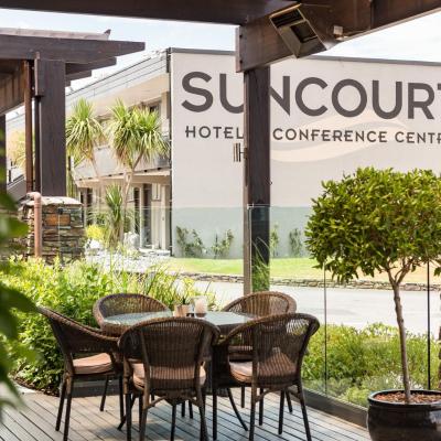 Suncourt Hotel & Conference Centre (14 Northcroft Street 3330 Taupo)
