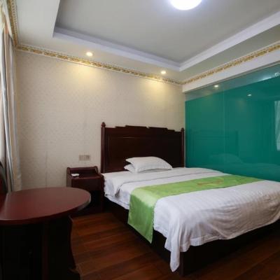 JUN Hotels Guangdong Shenzhen Yantian District Zhongying Street (Next to Yantian District Government, 2232 Shenyan Road 518000 Shenzhen)