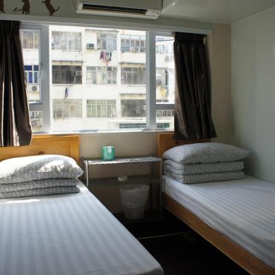 Ocean Inn (Flat G, 11/F, New Lucky House, No.15 Jordan Road, Kowloon, Hong Kong  Hong Kong)