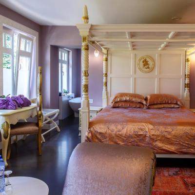 B&B Saint-Georges -Located in the city centre of Bruges- (Stijn Streuvelsstraat 40 8000 Bruges)